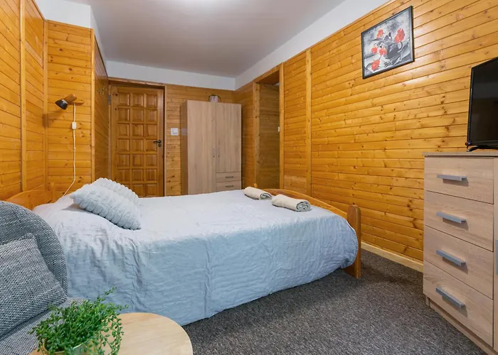 Bed & Breakfast Alaska 3*